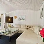 Sylvie - 400m From The Sea By Interhome Tatil Evi *