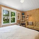 Sylvie - 400m From The Sea By Interhome