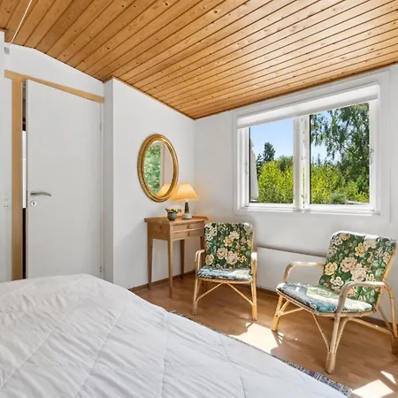 Sylvie - 400m From The Sea By Interhome