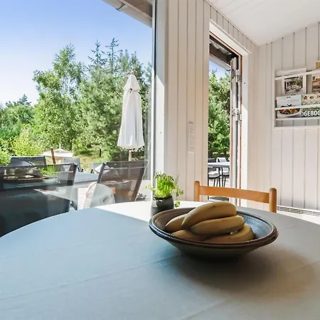 Holiday home Sylvie - 400m From The Sea By Interhome Vester Somarken