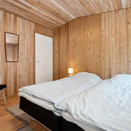 Sylvie - 400m From The Sea By Interhome Semesterbostad *