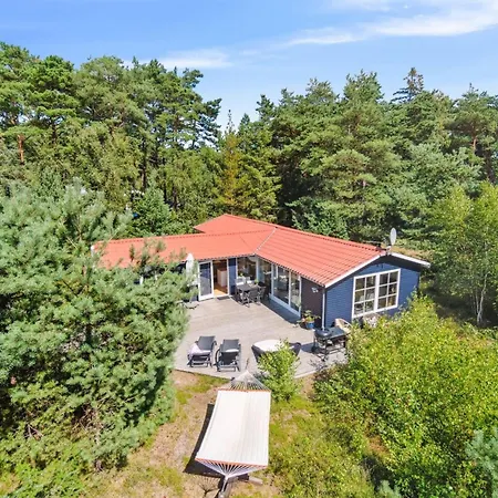 Sylvie - 400m From The Sea By Interhome Vester Somarken